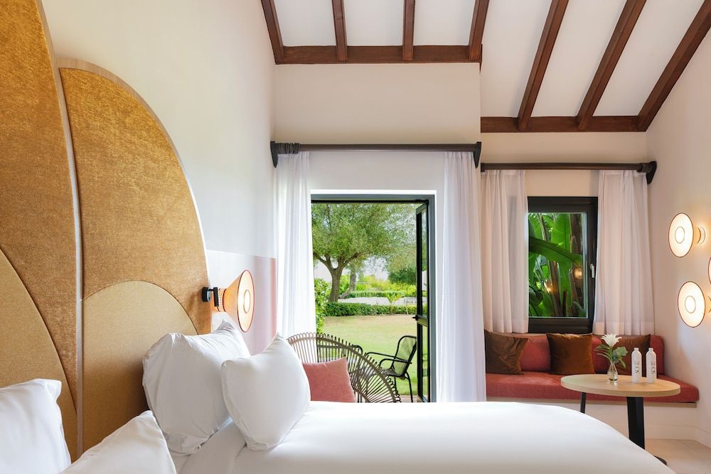 Comfort Room, 1 King Bed