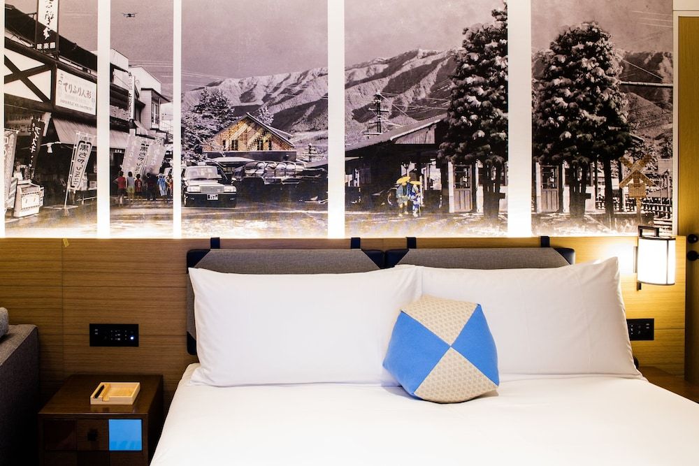 Standard Room, 1 King Bed, River View (Private Hot Spring)
