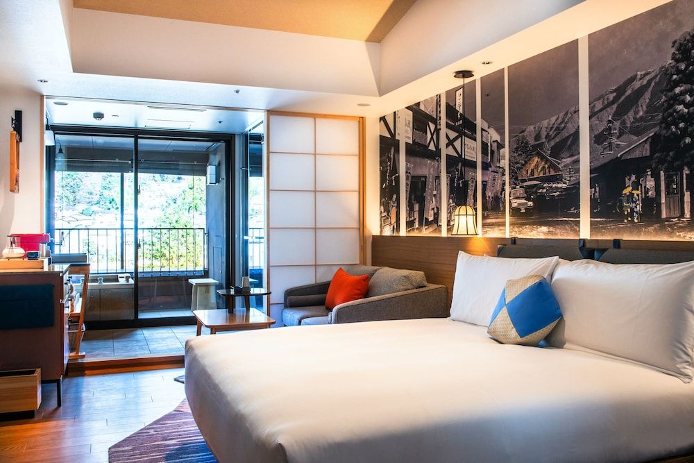 Standard Room, 1 King Bed, River View (Private Hot Spring)