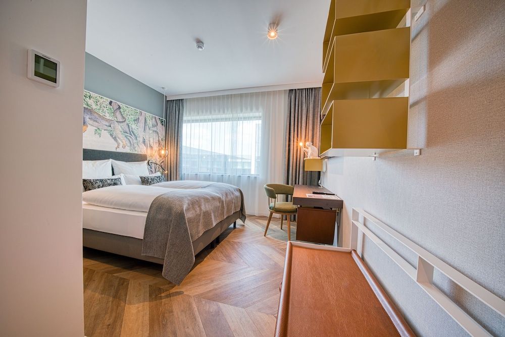 Vienna House Easy by Wyndham Amsterdam Airport Standard Room, 1 Double Bed 10