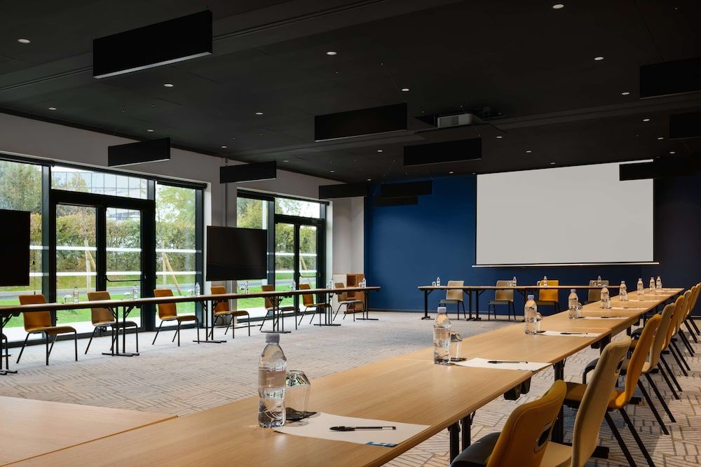 undefined Hyatt House Paris Charles de Gaulle Airport 9