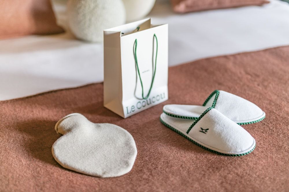 Hotel Le Coucou Méribel Deluxe Room 8