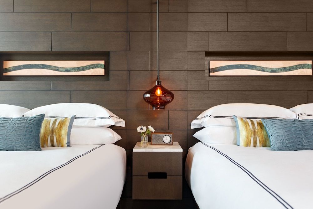 Room, 2 Queen Beds, City View