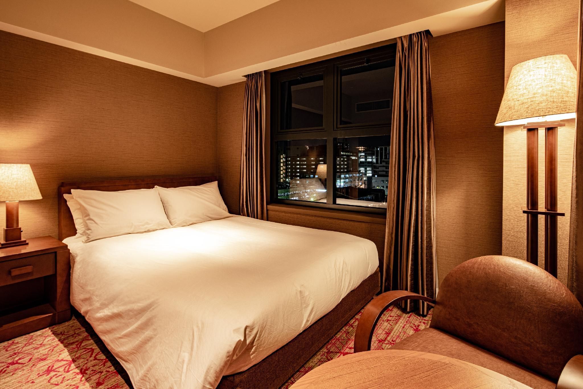 Chapter 2 - Moderate Double Room - Non-Smoking