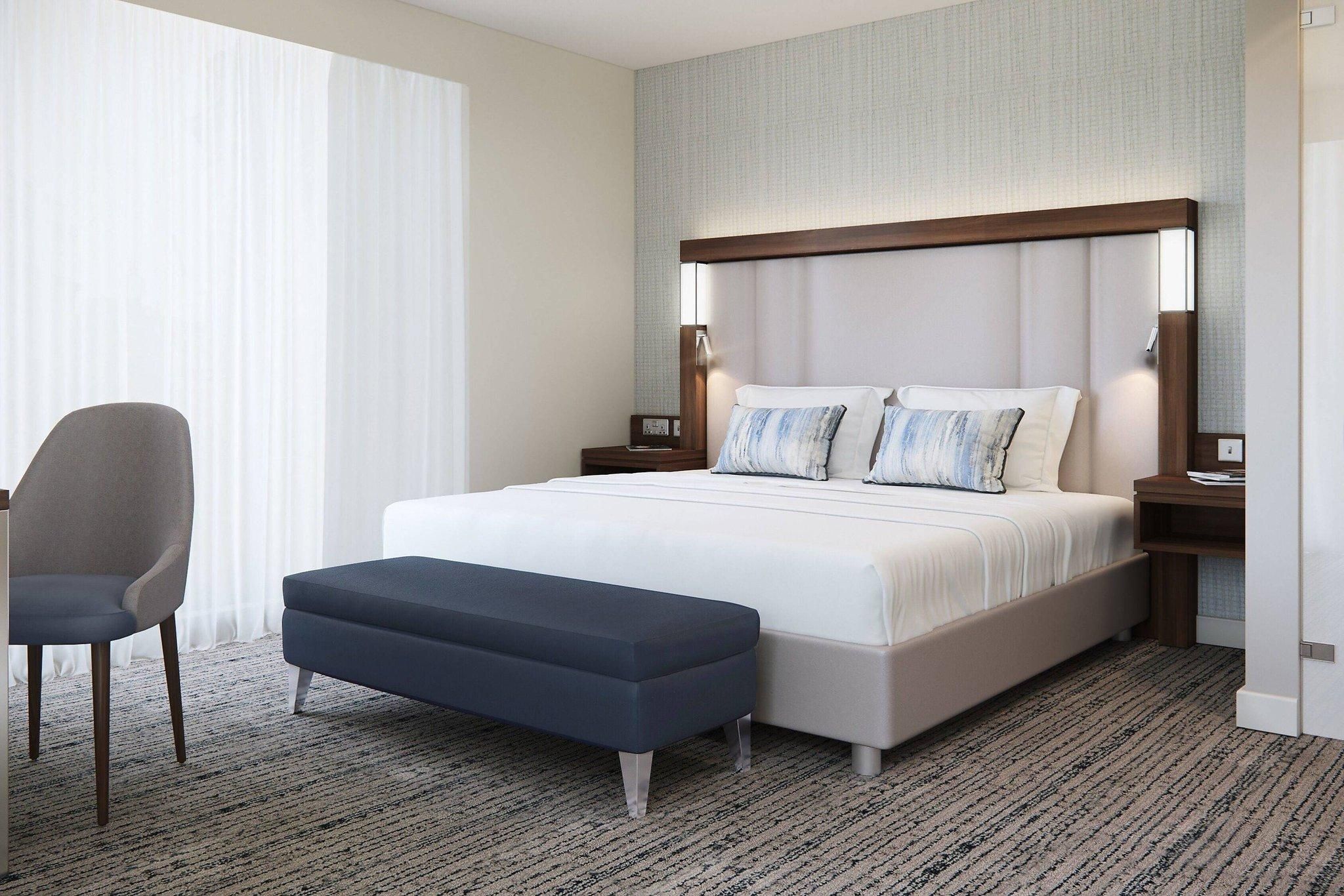 undefined Courtyard by Marriott London Heathrow Airport 5