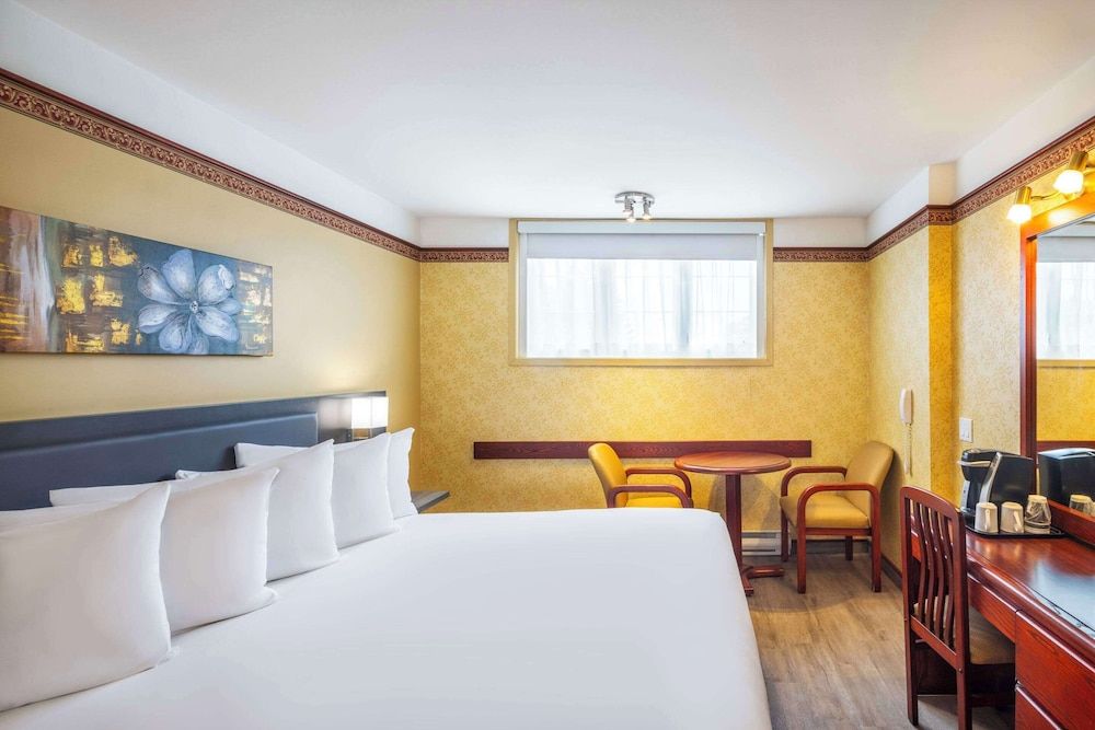 Room (King, whirlpool)