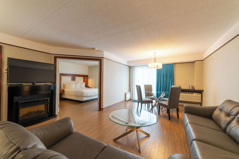 Superior Suite (family, king)
