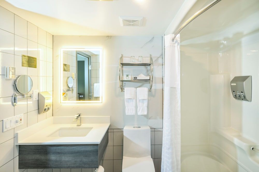 Superior Suite (family, king)