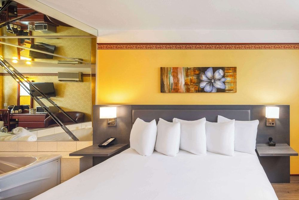 Room (King, whirlpool)