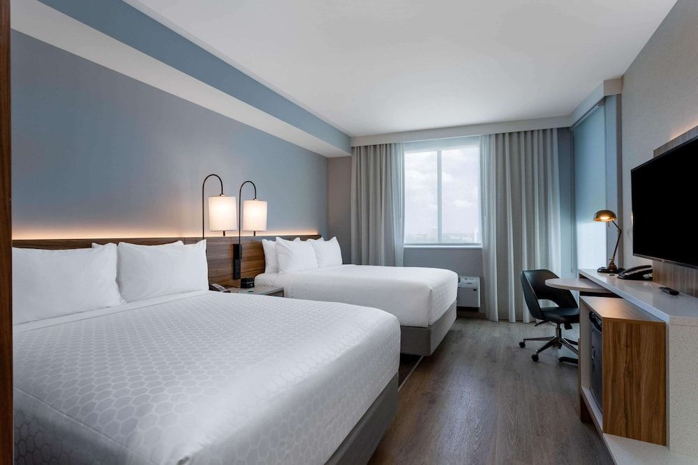 Room, 2 Queen Beds, Accessible, Non Smoking (Mobility/Hearing, Roll-in shower)