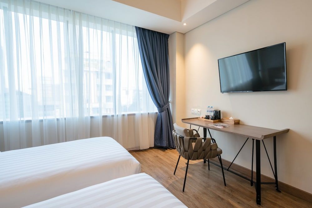 Luminor Hotel Kota Deluxe Double, Smoking, City View 6