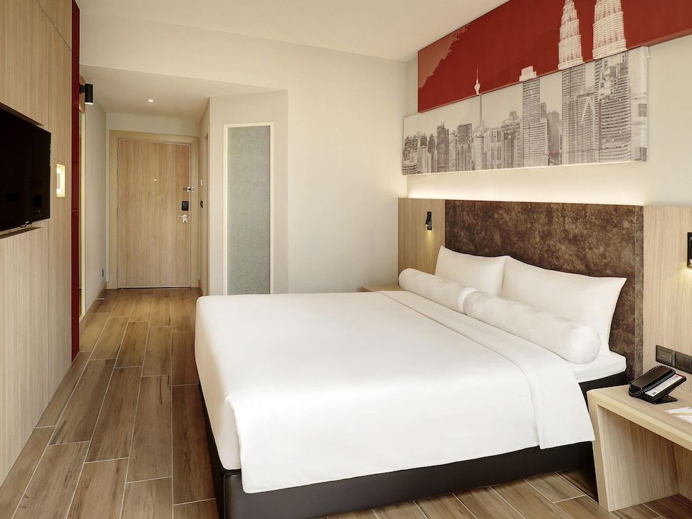 undefined Ibis Kuala Lumpur City Centre Hotel 8