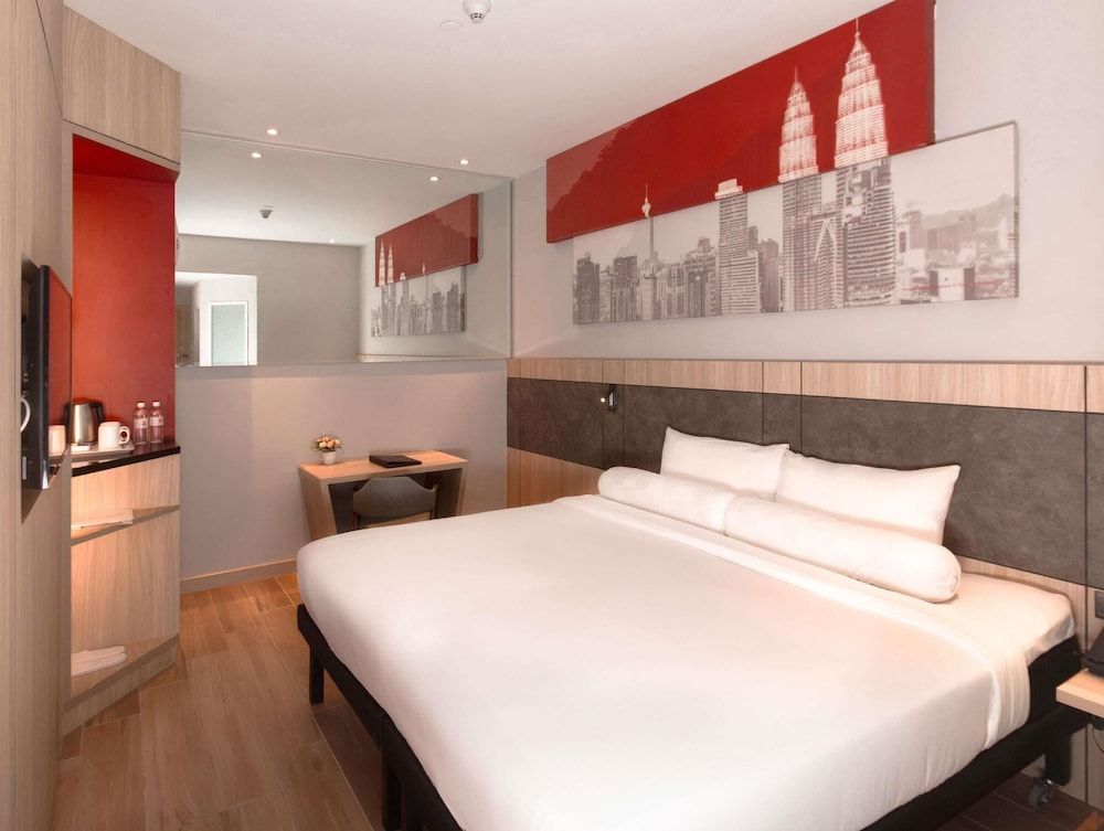 undefined Ibis Kuala Lumpur City Centre Hotel 4