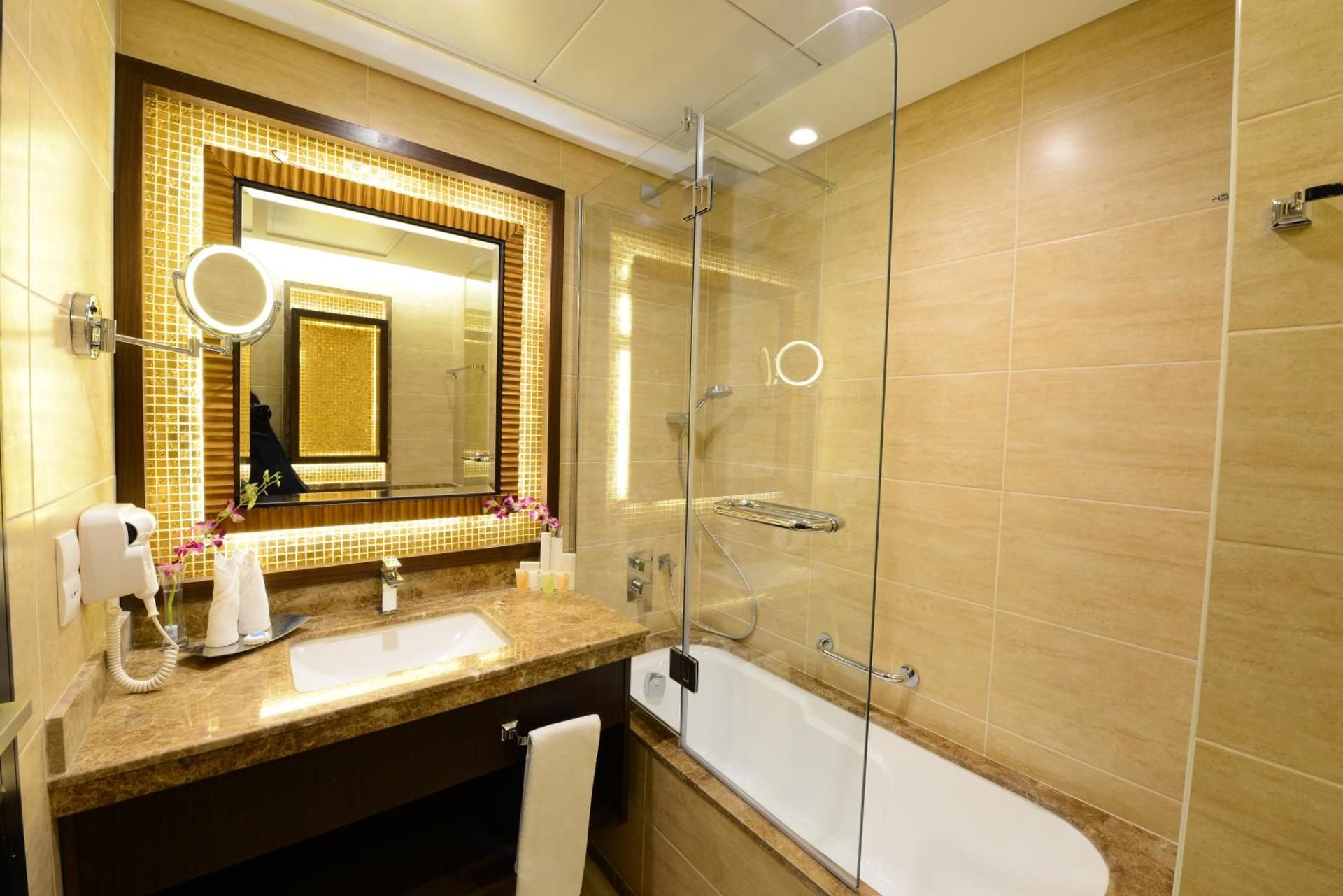 Landmark Premier Hotel Standard Room 3