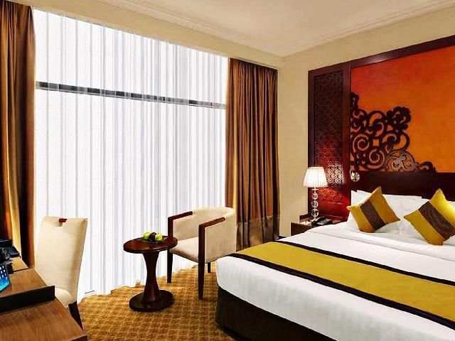 undefined Landmark Premier Hotel 8