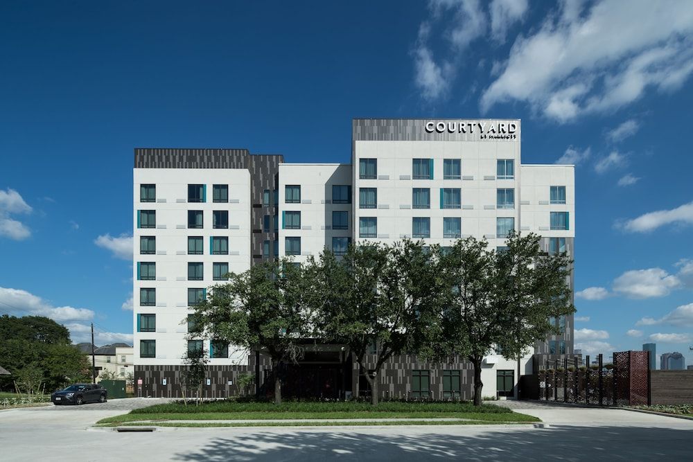 undefined Courtyard by Marriott Houston Heights/I-10 7