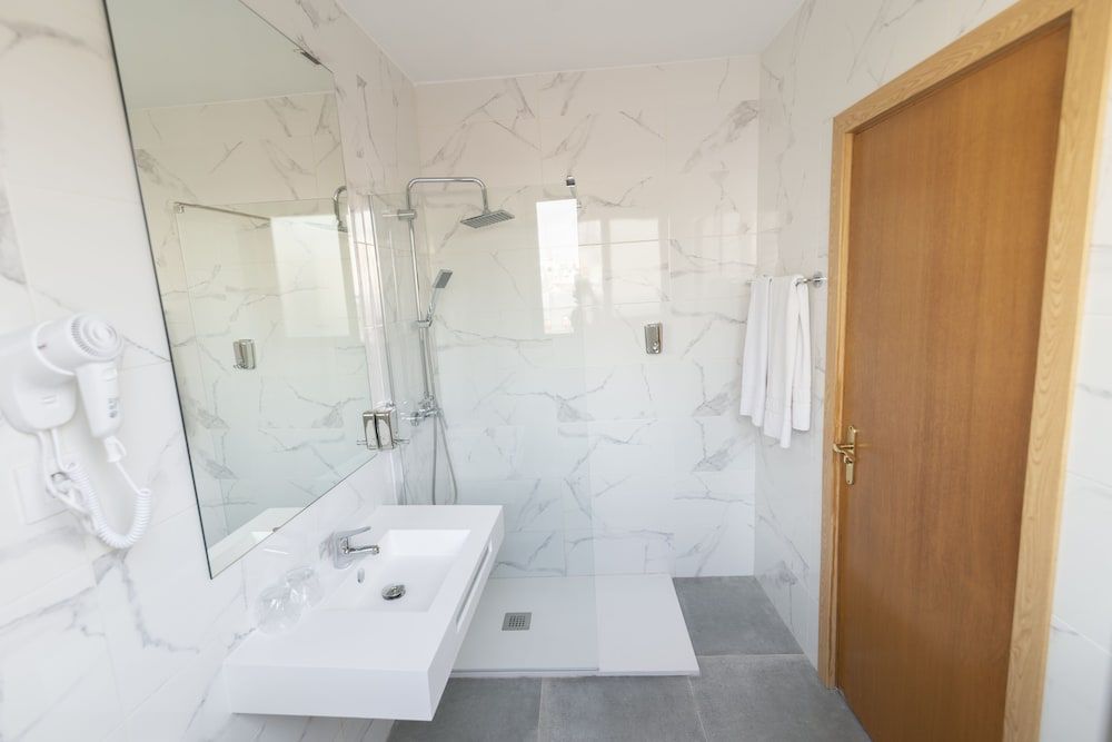 undefined Hotel Madrisol 9