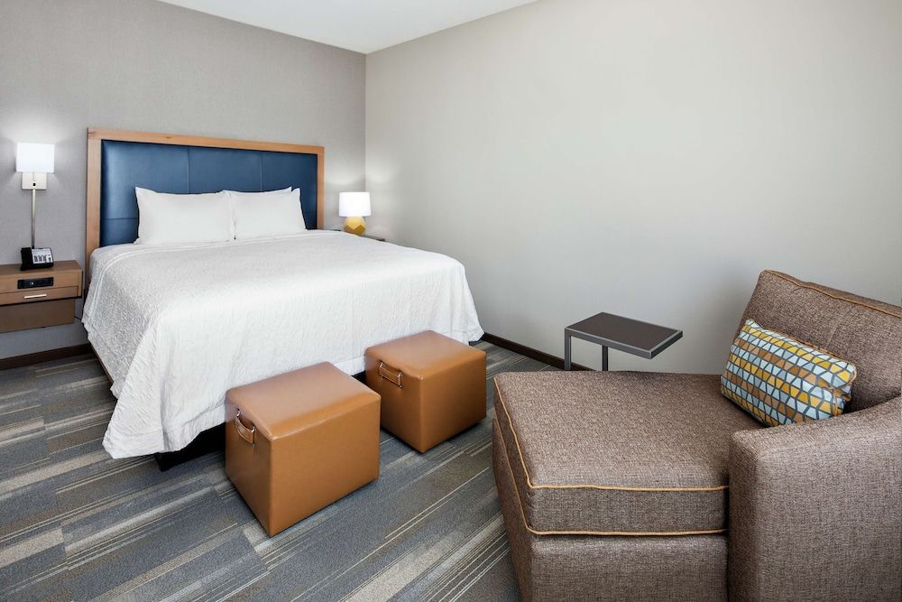 Room, 1 King Bed, Accessible (Hearing)