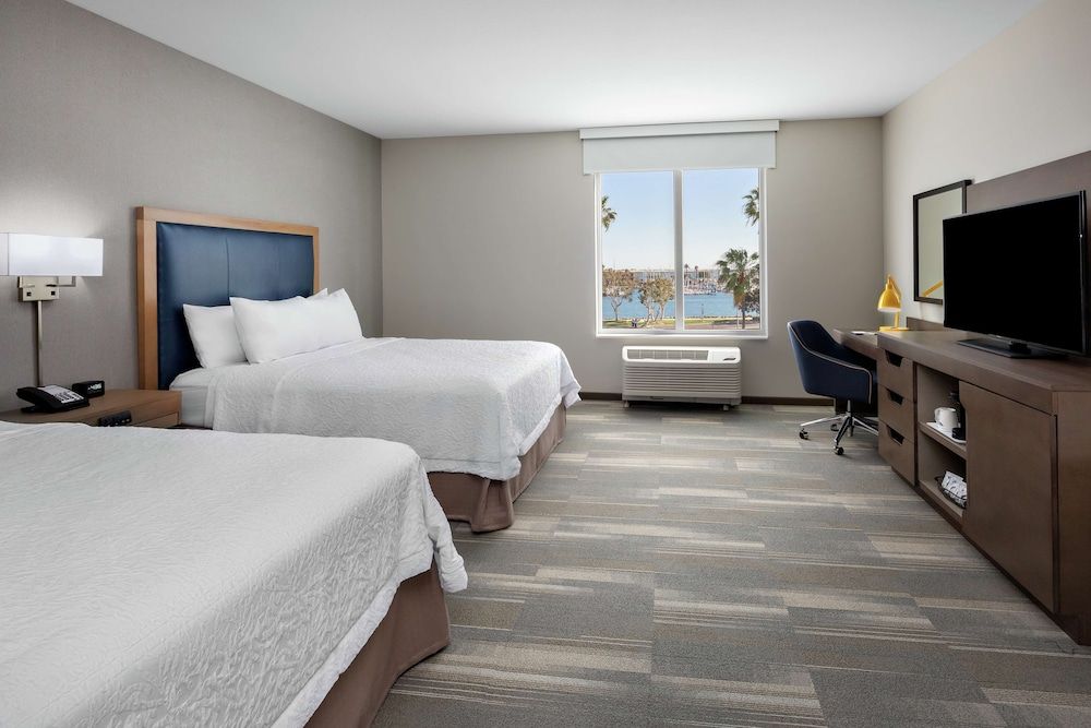 undefined Hampton Inn & Suites San Diego Airport Liberty Station 3