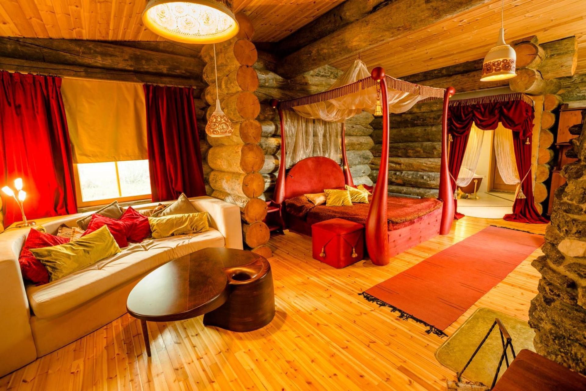 Queen Suite