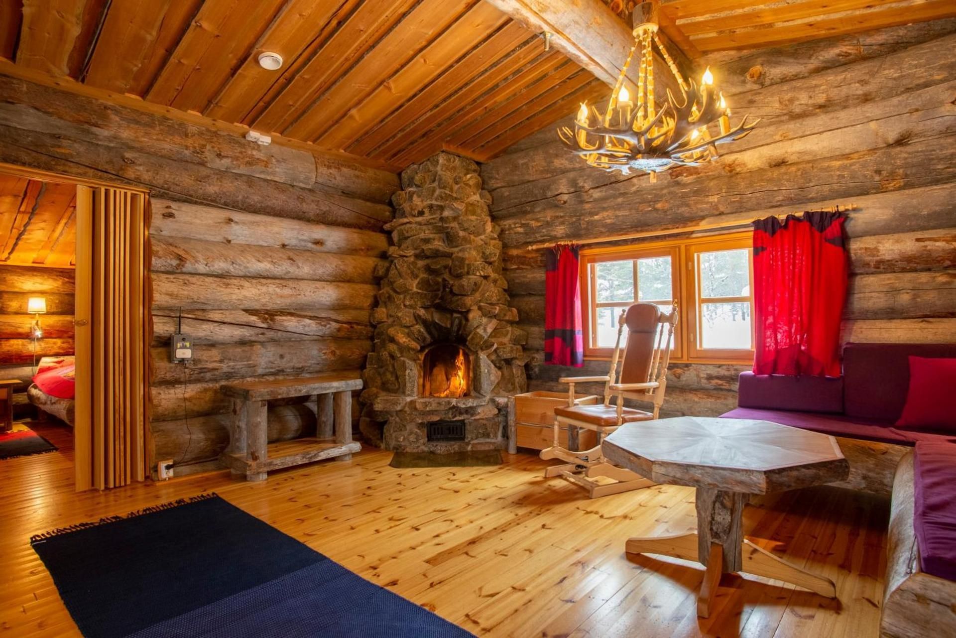 West Large Chalet for 6 People