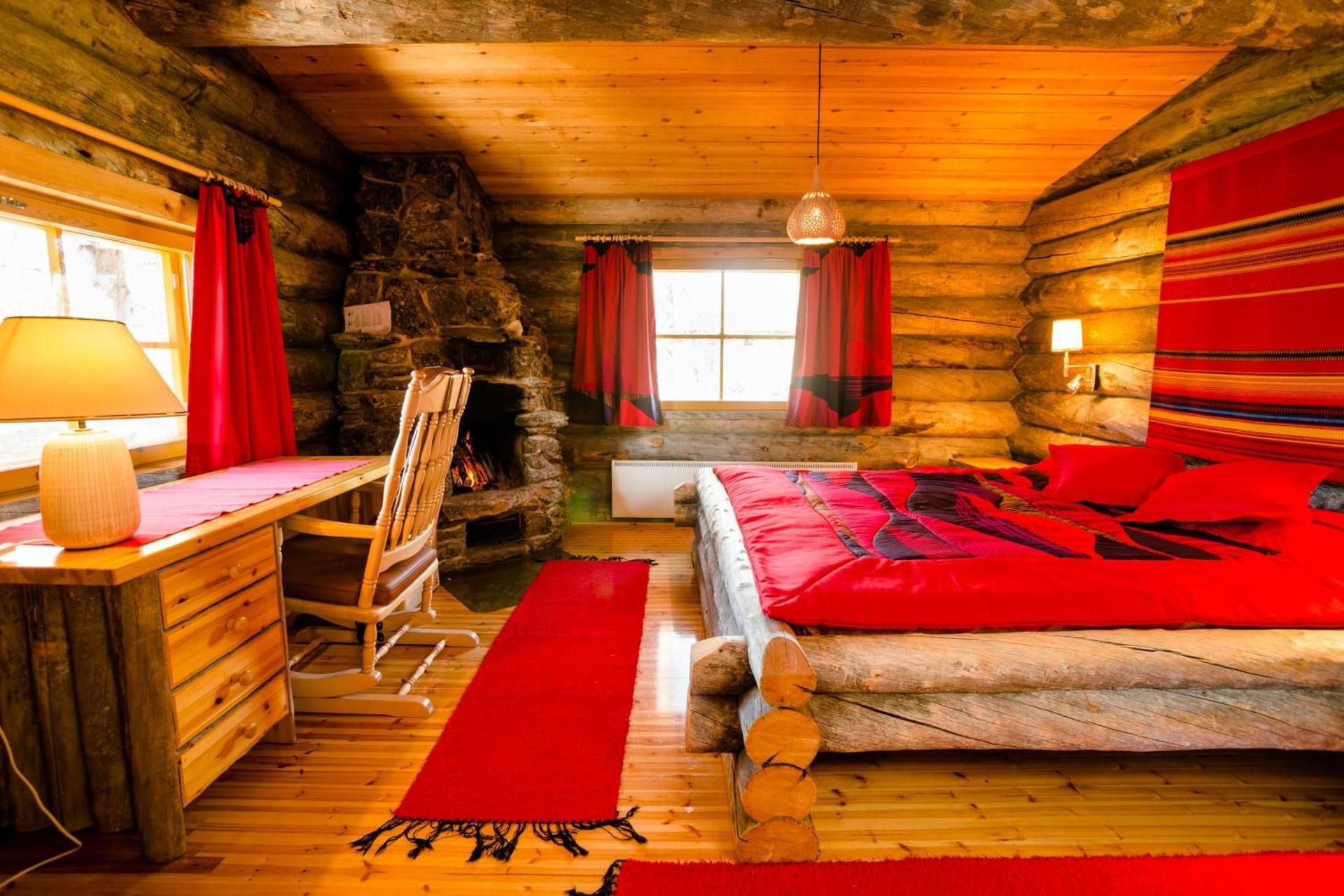 Small Chalet (East Village)