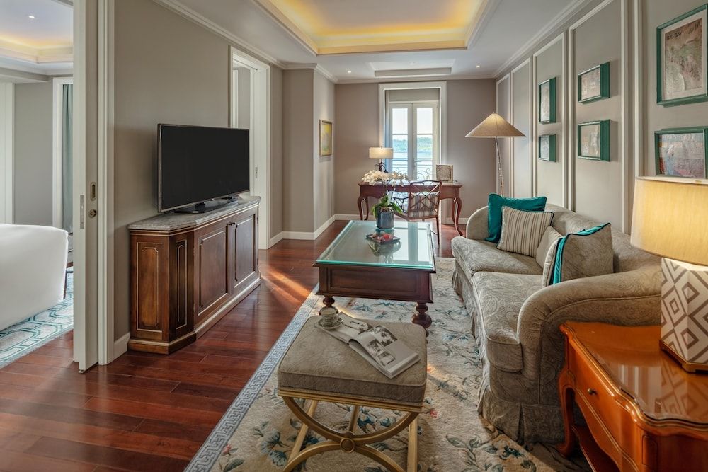 Mia SaiGon Luxury Boutique Hotel Mia Suite 7