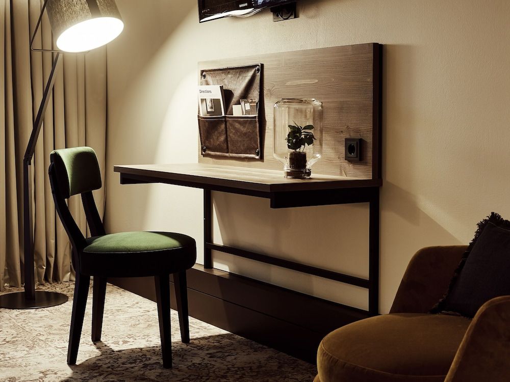 Gastwerk Hotel Hamburg S Loft Atrium 4