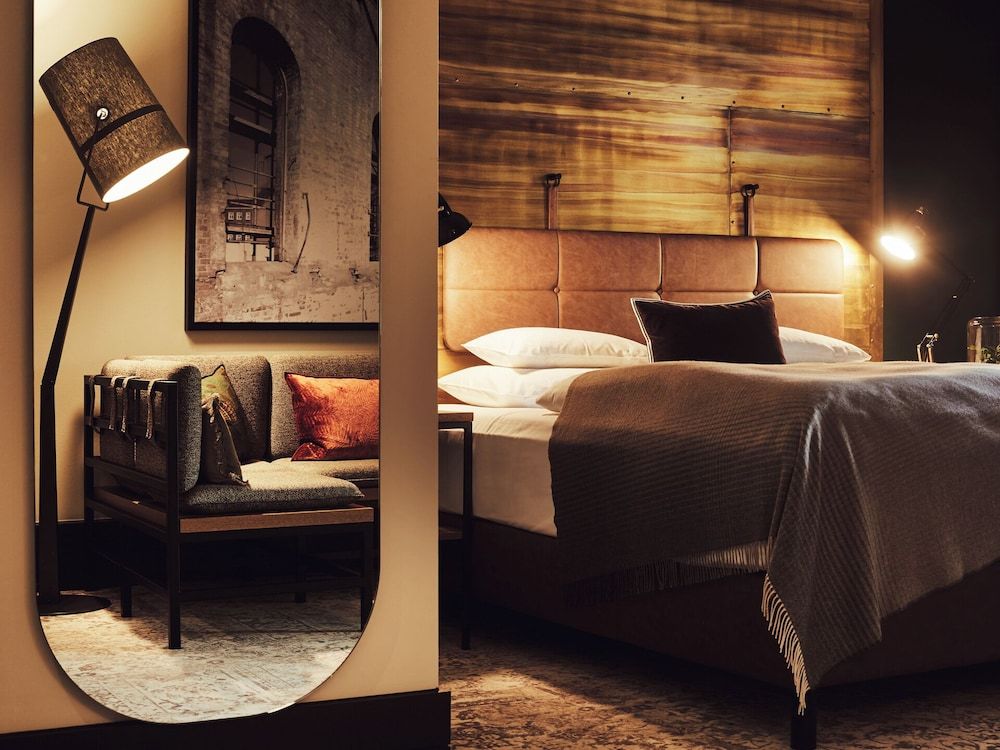 Gastwerk Hotel Hamburg S Loft Atrium 2