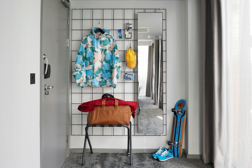 Moxy Manchester City Room, 1 King Bed, Non Smoking 6