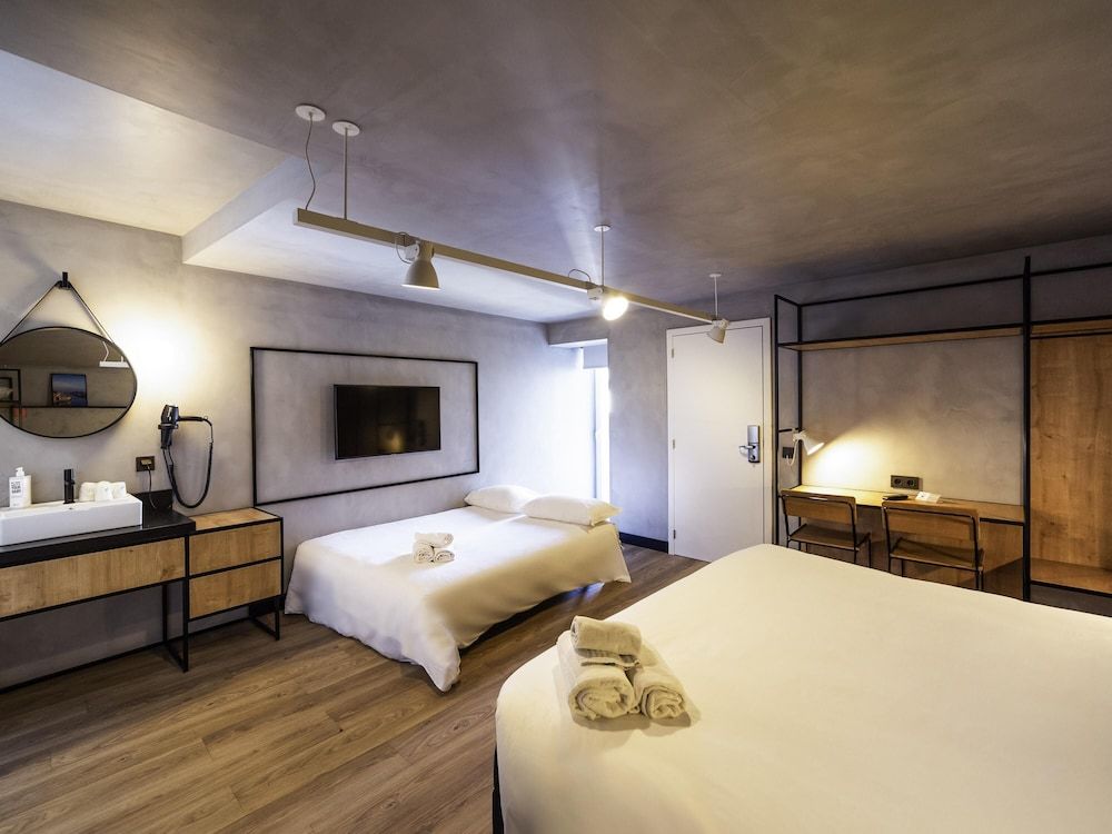 undefined ibis Porto Centro Mercado Bolhao 7