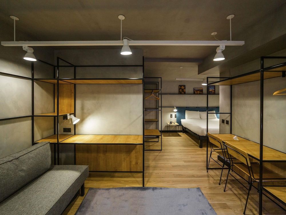 undefined ibis Porto Centro Mercado Bolhao 2