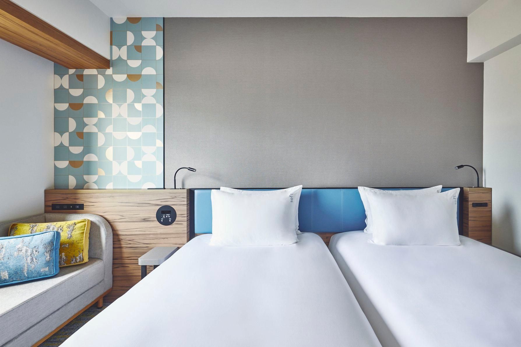 2 Single With Free Breakfast