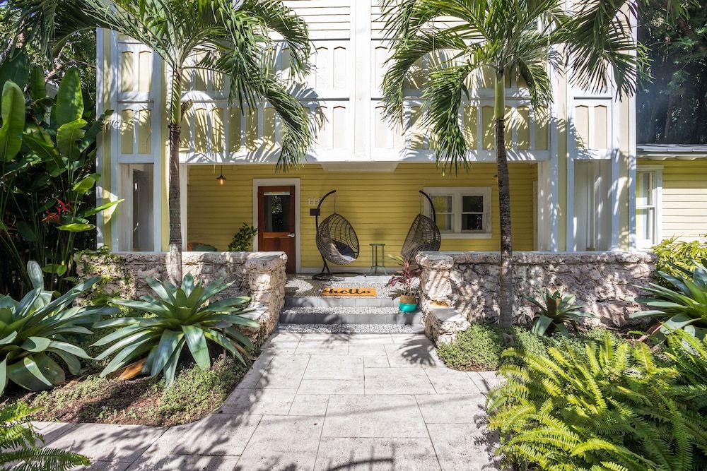 undefined Miami River Inn By Renzzi 6