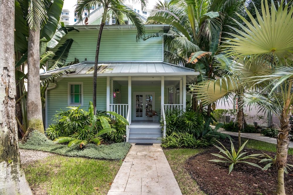 undefined Miami River Inn By Renzzi 7