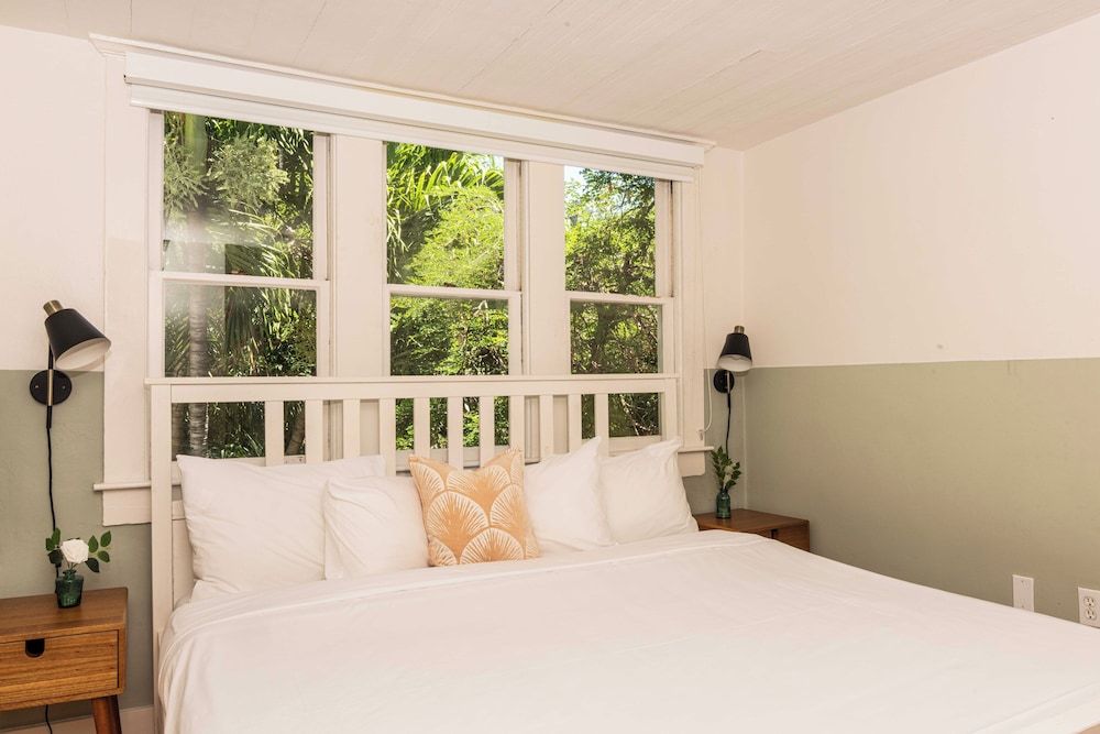 Miami River Inn By Renzzi Standard Plus 3