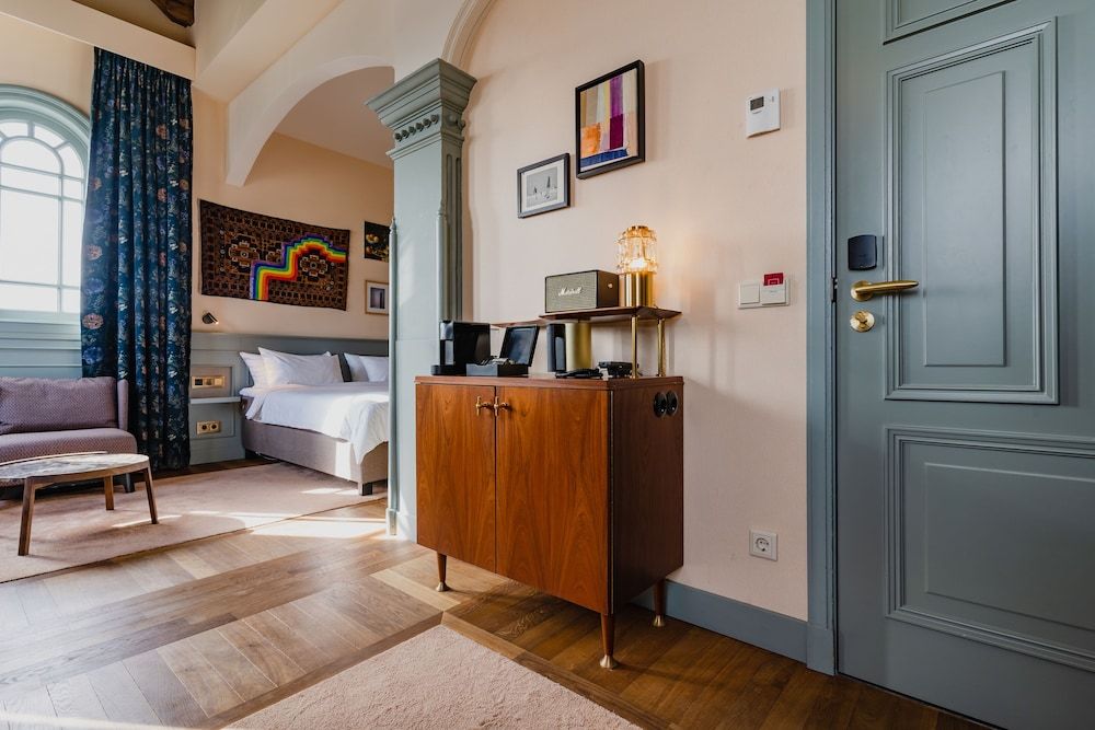 undefined Hotel Mercier 2