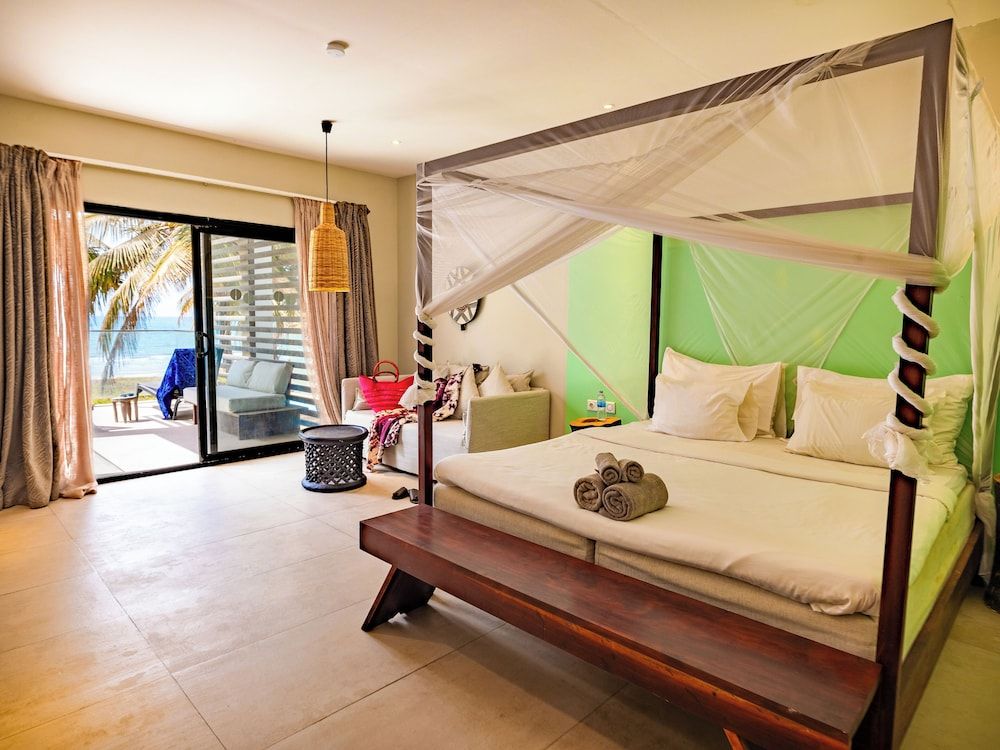 Tamala Beach Resort Premium Room, Ocean View 5