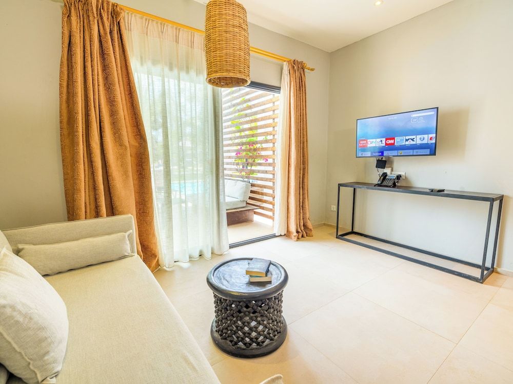 Tamala Beach Resort Premium Room, Private Pool, Pool View 6