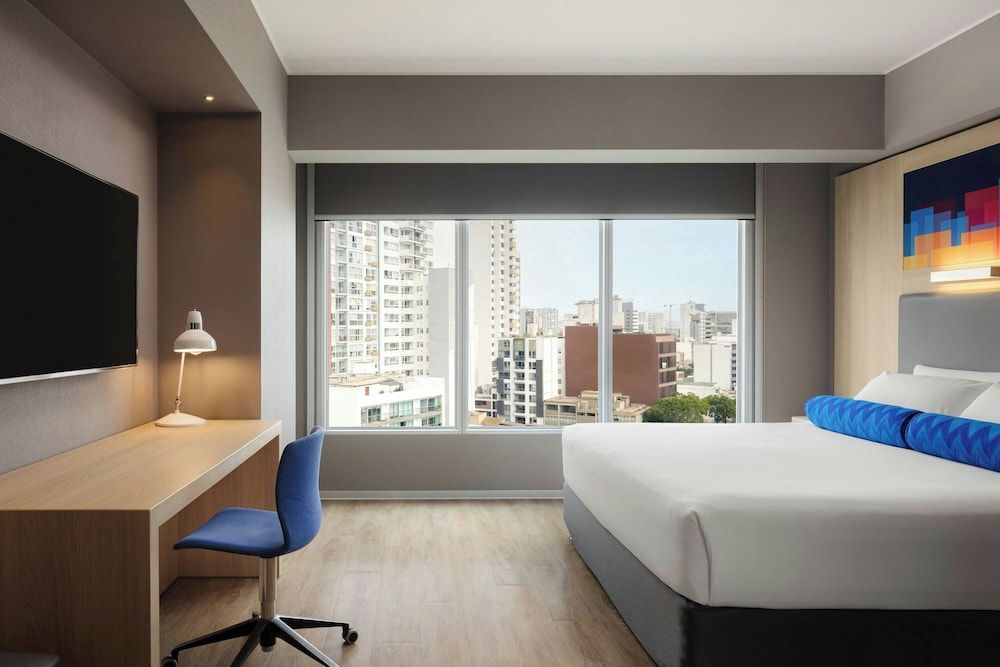 Aloft Lima Miraflores Deluxe Room, 1 King Bed 5