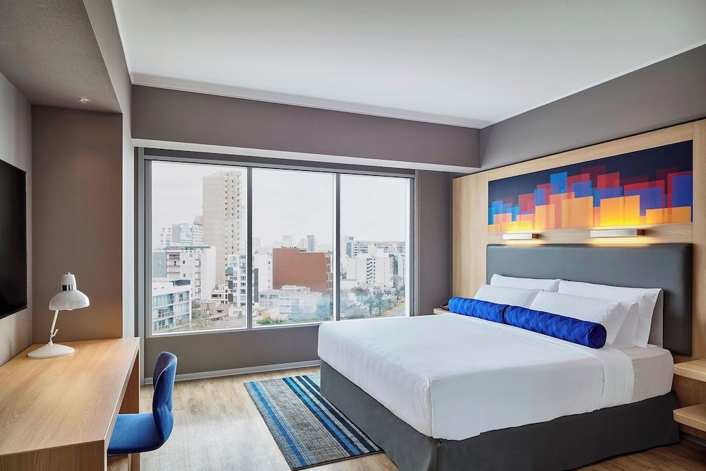 Aloft Lima Miraflores Deluxe Room, 1 King Bed 4