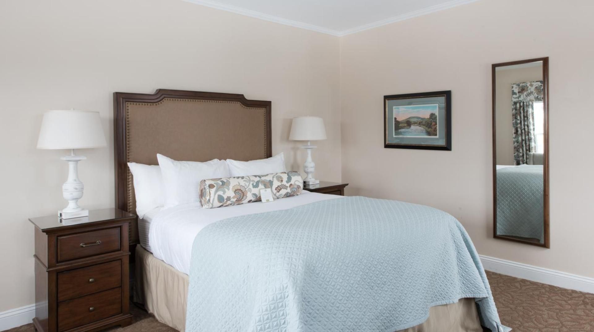 Classic Queen Room