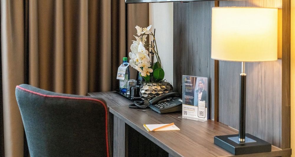 PLAZA Hotel Buchhorner Hof Economy Double Room 6