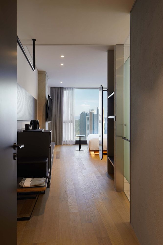 Take Hotel Seoul Gwangmyeong [6PM Check-in, Same Day Deal] Take 2 Double 5