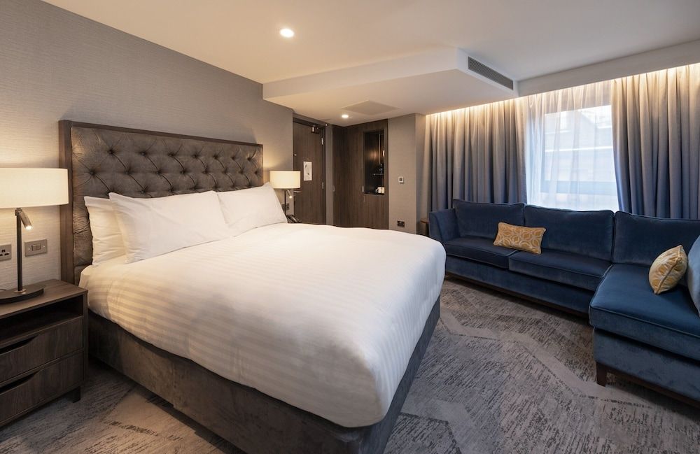 Premium Room, 1 Queen Bed, Jetted Tub
