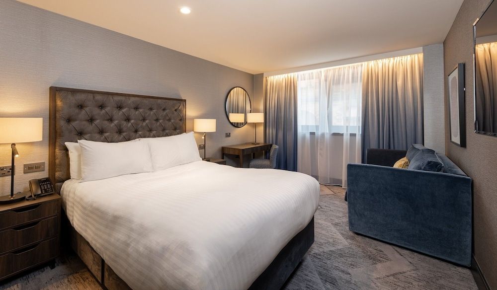 Standard Room, 1 Queen Bed with Sofa bed