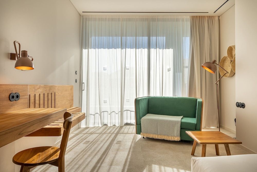 3HB Faro Superior Double Room (Aqua) 5