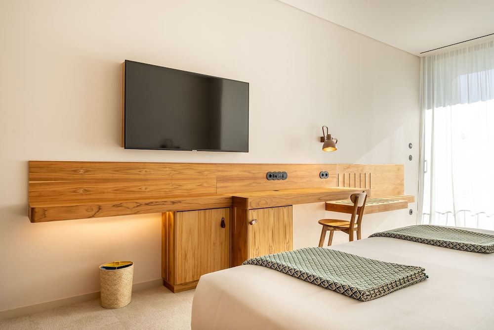 3HB Faro Superior Double Room (Aqua) 4