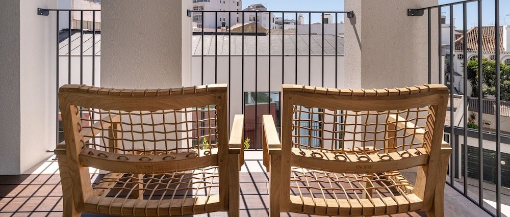 3HB Faro Superior Double Room (Aqua) 2