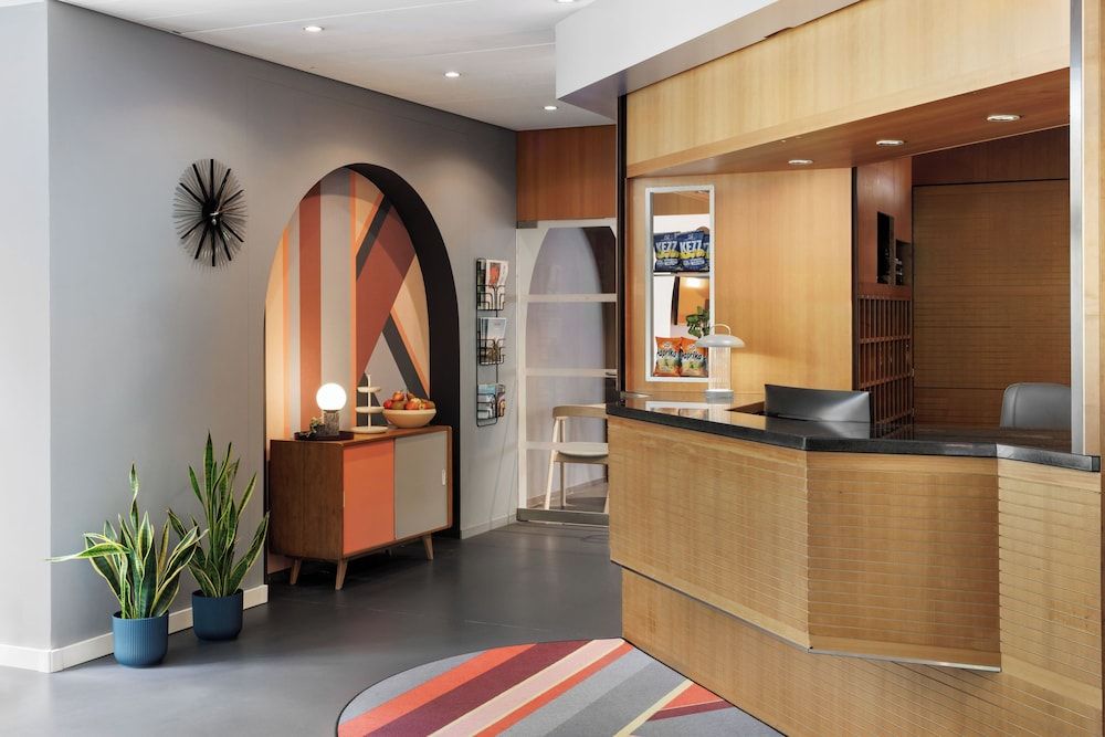 undefined Hotel La Pergola 10